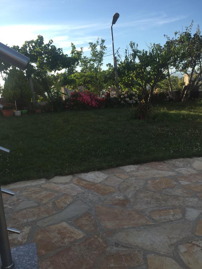 Mana Apartments Ksamil Exterior foto